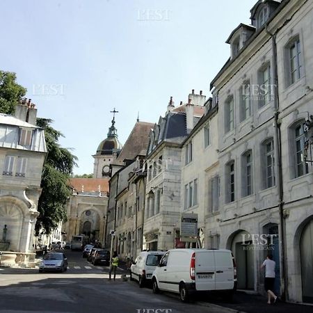 L'Appartement Du Voisin D'Hugo Безансон Экстерьер фото